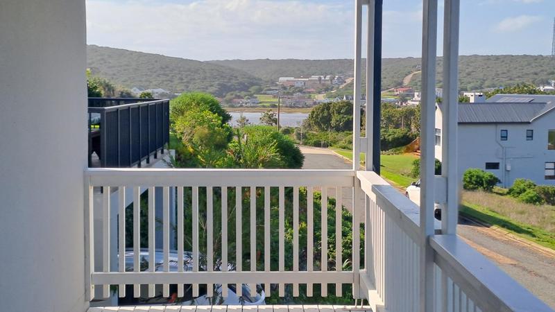 4 Bedroom Property for Sale in Stilbaai Wes Western Cape